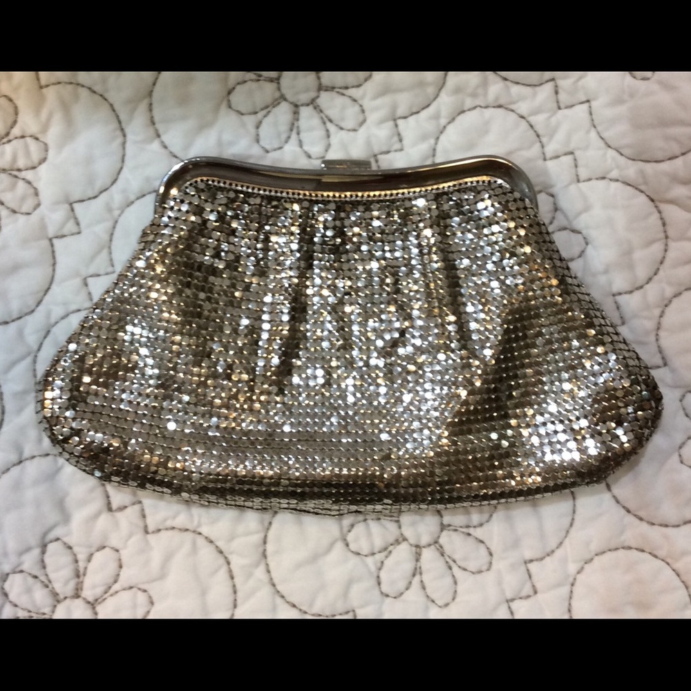Whiting & Davis Silver Evening Bag - Picture 4 of 10